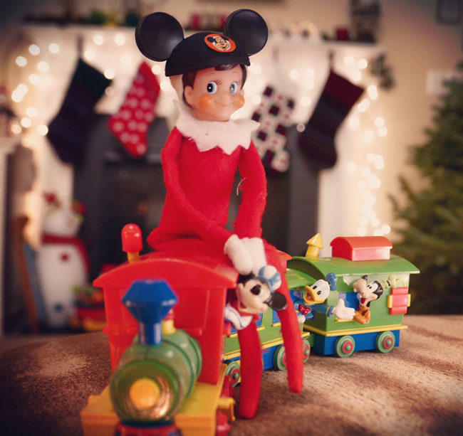 Disney-obsessed-elf-on-the-shelf-walt-disney-world-railroad