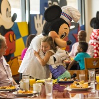 Brunch Begins at Chef Mickey’s!